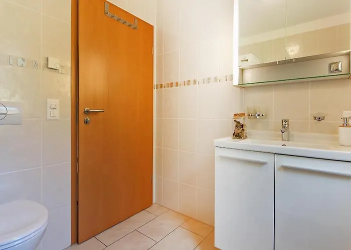 Michelangelo Шале